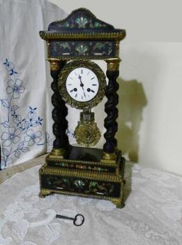 Empírové hodiny Francie 1850